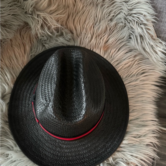 Broad Rim Wicker Hat with Red Trim One Size - Picture 2 of 4